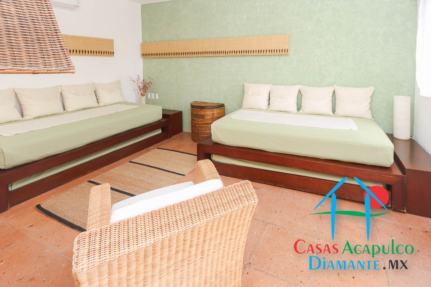 Brisas del Marqués Los Celajes 20 - Recámara uno antes de Otis 5